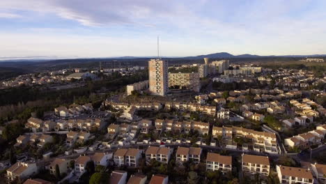 Casas-Y-Zona-Residencial-Barrio-Les-Hauts-De-Massane-Drone-Aéreo